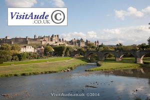 Carcassonne cite pont vieux